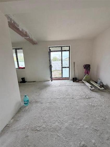 Casa - Duplex -  Prelungirea Ghencea-  Cartierul Latin -  155000E tva inclus - C - 17