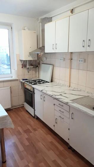 Apartament 3 camere luminos de inchiriat, zona Astra, str. L.C. Babe?, Bra?ov - 7
