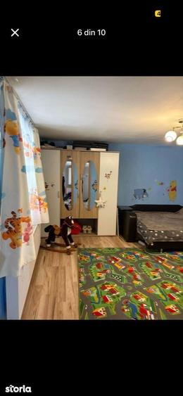 Casa cu 5 camere, curte mare, acces asfaltat - 1