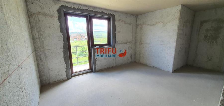 Casă individuală cu 4 camere cu Teren 300 Mp în Partoș