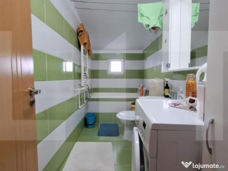 Apartament de vanzare, cu 2 camere decomandat, mobilat, zona - 2