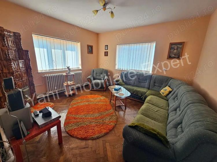 Casa + 6100 mp teren de vanzare in comuna Cepari, sat Urluie?ti, jude? Arge?. - 17