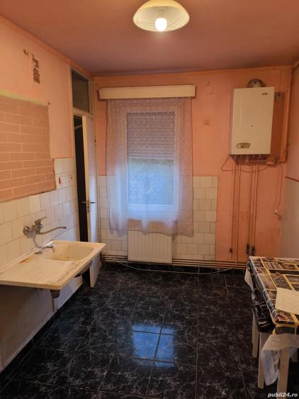 De vanzare apartament 2 camere Bul. Pandurilor - 5