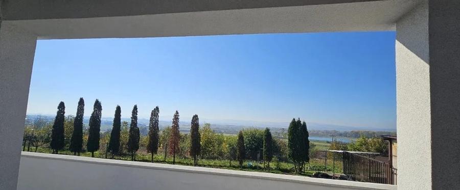 Vila moderna P+M, 200 mp, vedere panoramica spre oras - 10