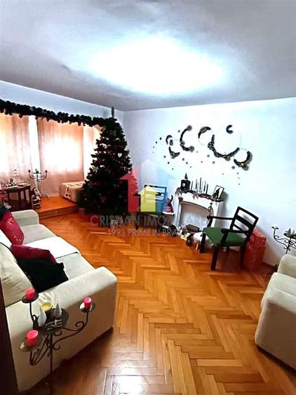 3 cam confort 1 Decomandat 83mp parter cu balcon 14 m, Semimobilat, Garii - 3