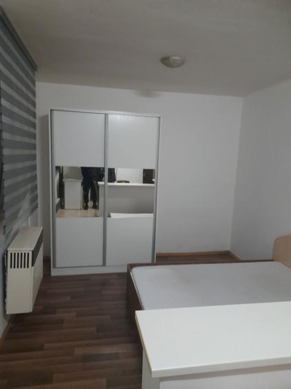 Ofer spre inchiriere - 2