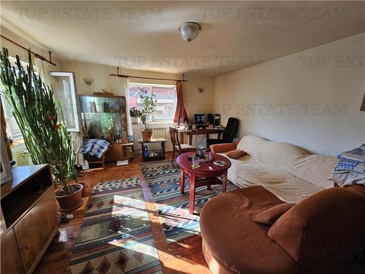 Casa la curte cu teren 646mp in Chiajna - 2