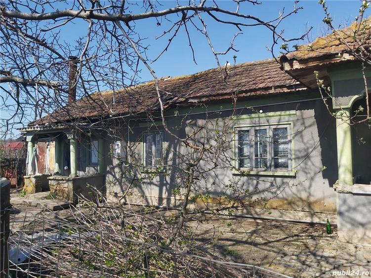 Vand casa ?i curte - 6