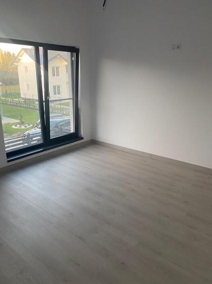 2 Vile/Case noi, de v&acirc;nzare la munte in loc. Breaza - Prahova - 6