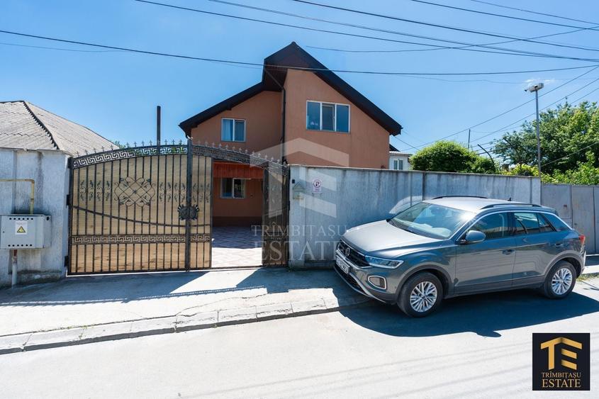 Casă individuală cu 6 camere cu Canalizare în Nord