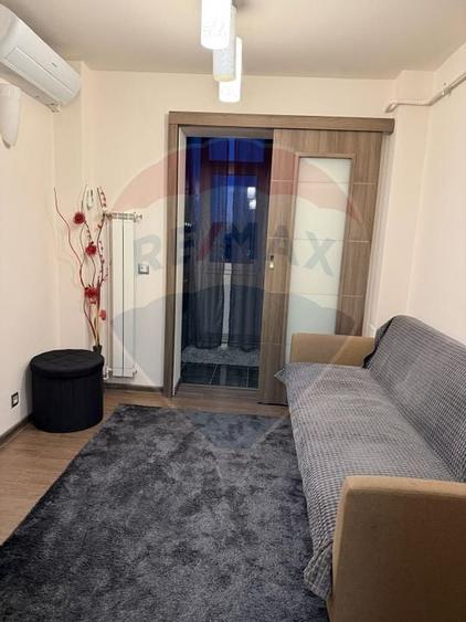 Apartament cu 2 camere de închiriat în zona Rovine - 1