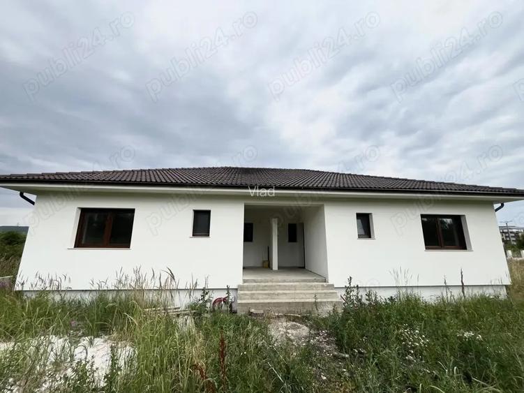 Casa tip duplex de vanzare 2 apartamente moderne, 70 mp utili fiecare - 125.000 apartament Casa tip duplex de vanzare 2 apartamente moderne, 70 mp utili fiecare - 125.000 apartament