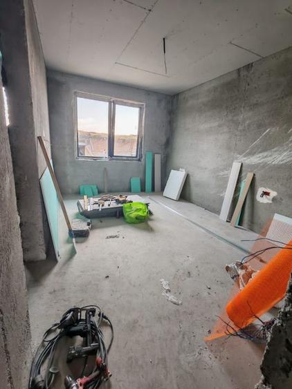 Casa parter 3 camere, dressing, curte 375 mp - 4