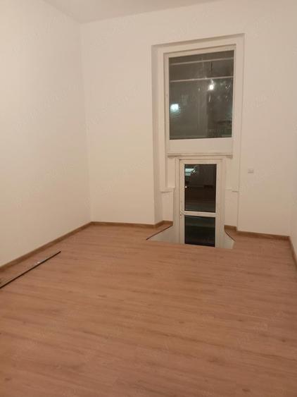 Inchiriez spa?iu comercial - 1