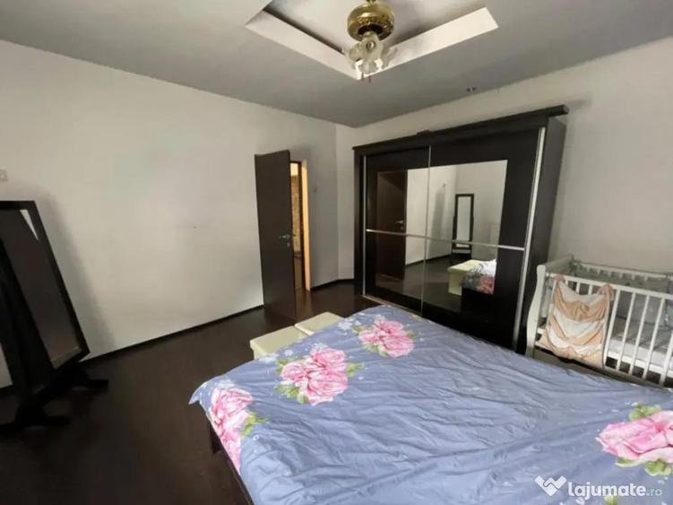 Casa de vanzare, cu 4 camere, 140 mp, zona Centru Vechi - 9