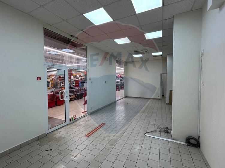 Spațiu comercial 58mp in incinta Super PROFI Urziceni - 3