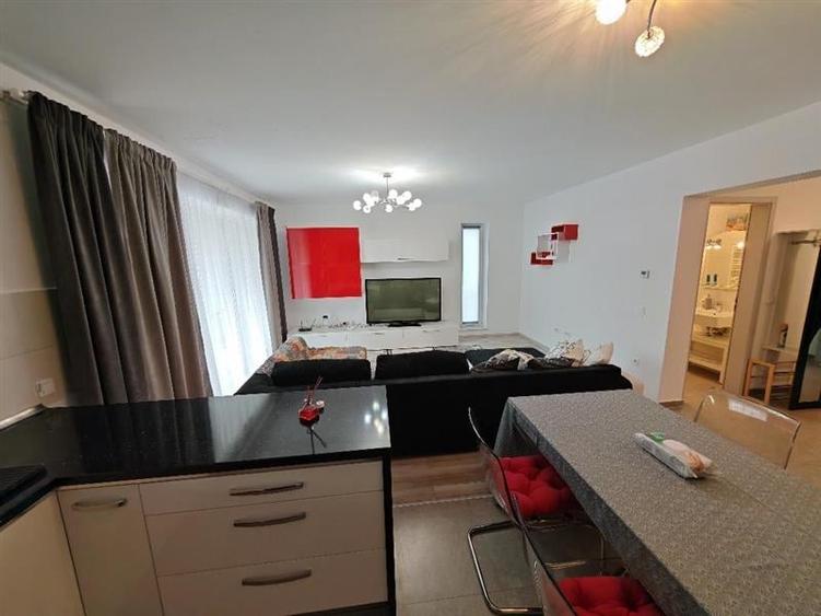 Inchiriem Apartament 3 Camere, Modern, Decomandat, Tractorul - 14