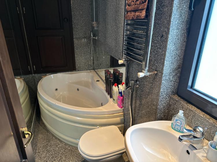 Reședință exclusivistă pe malul lacului - Exclusive Residence on the Lakefront - 18