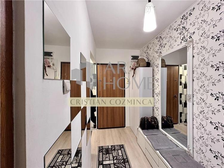 Apartament 2 camere decomandat, Democratiei, Ploiesti - 1
