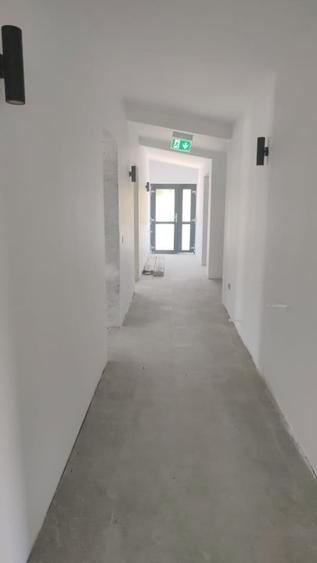 Spatiu comercial nou.Spatiu birouri - 10