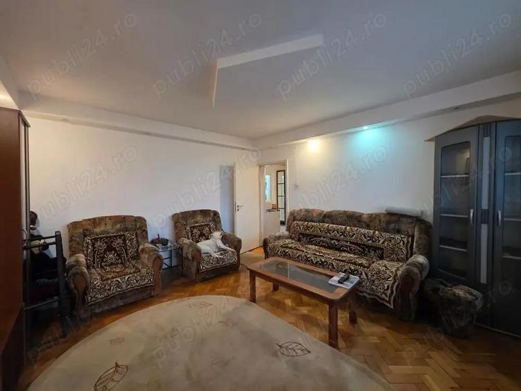 Apartament 3 camere decomandat, Deva - Str. Progresului 65 mp Etaj 4 - 9