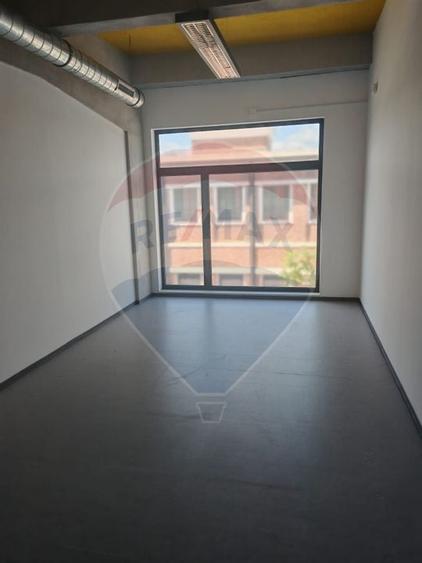 Spatiu de birouri (19.31 mp) - zona Garii - 1