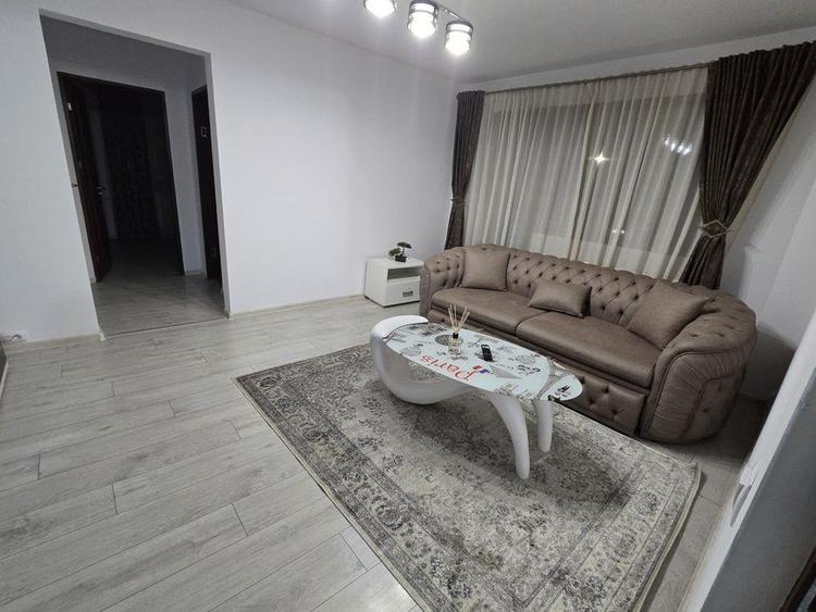 Apartament 3 camere etaj 1 - 8