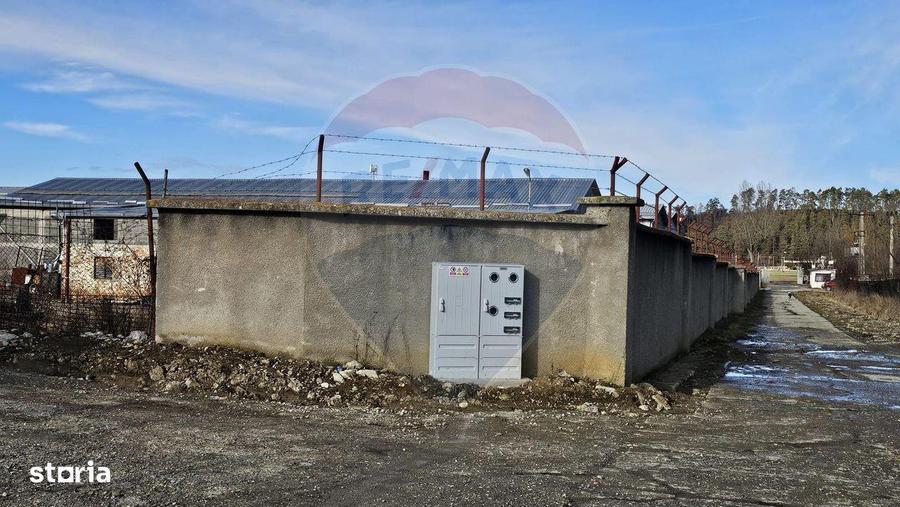 Teren intravilan 1.729 mp + hala partial demolata | Teliu I Comision 0 - 7