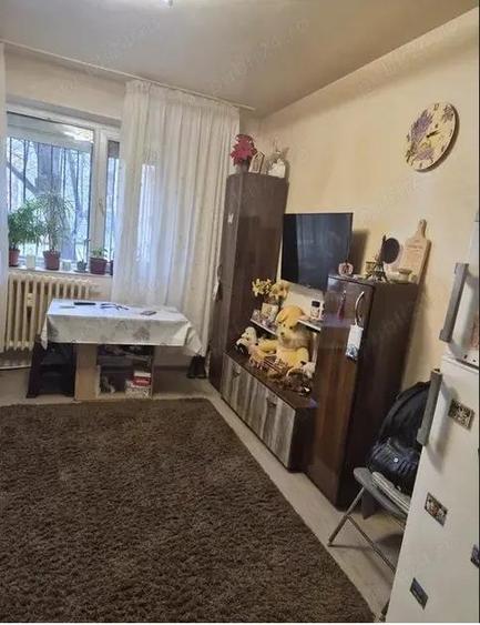 Garsoniera de vanzare zona Abator, MOBILATA UTILATA - 1