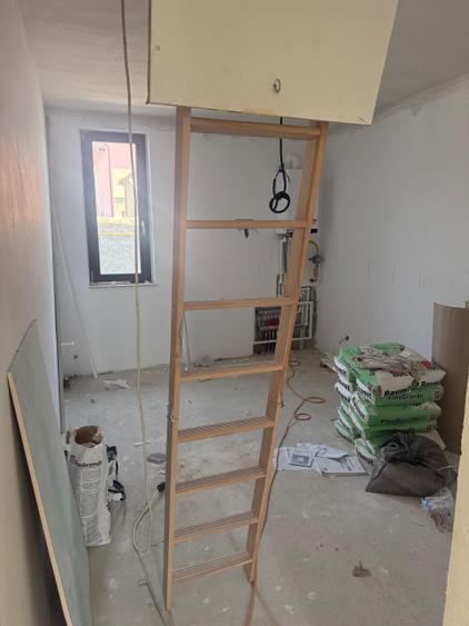 Casă individuală cu 3 camere cu Teren 643 Mp în Costi