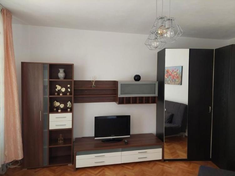 proprietar inchiriez apartament  in Centrul Vechi, Brasov - 12