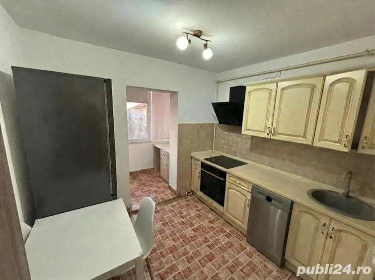 Apartament 3 cam, 2 bai, decomandat , gata de mutat C. Martirilor - 2