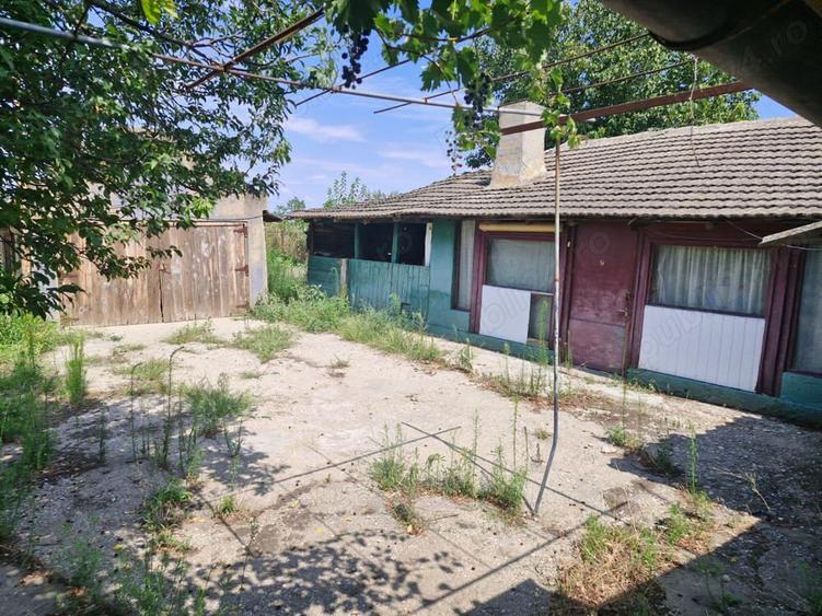 Casa de vanzare comuna ileana - 5