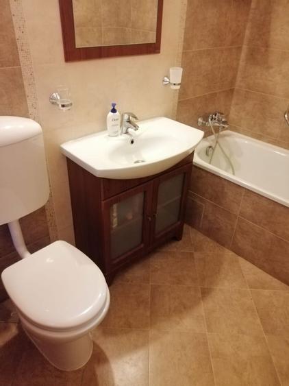 Inchiriez casa 3 dormitoare , 3 bai, living ,bucatarie ,dressing! - 7