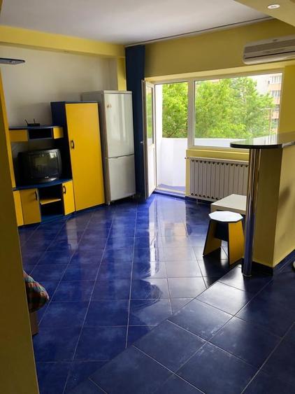 Vitan Mall, proprietar inchiriez garsoniera - 1