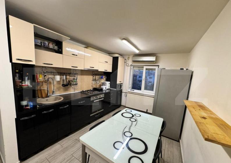 Apartament 3 camere, 66 mp, zona Rovine - Liceul Arghezi - 12