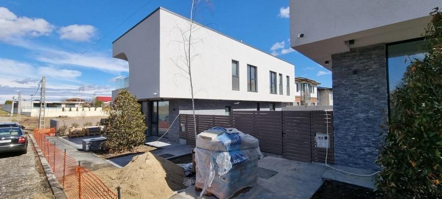 Vila Lux cu vedere la LAGUNA ALBASTRA - 21