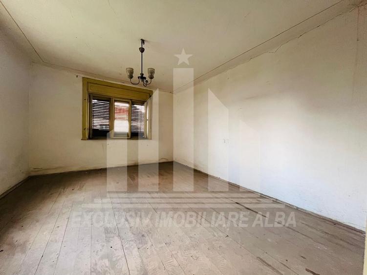 Casa individuala | De vanzare | 70 mp | 1098 mp teren | Barabant - 2