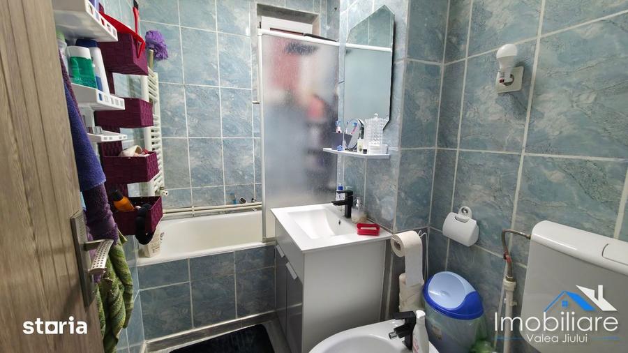 Apartament 2 camere decomandate Lupeni | Bulevardul Pacii, Etaj 2/10 - 7
