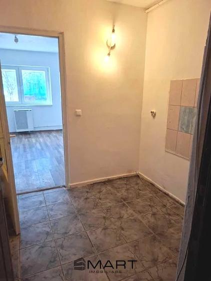 Garsoniera decomandata zona Promenada Mall - 1