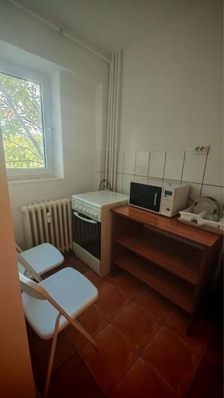 Garsoniera Dristor, 10 minute de metrou, stradal, mobilata si utilata complet - 4