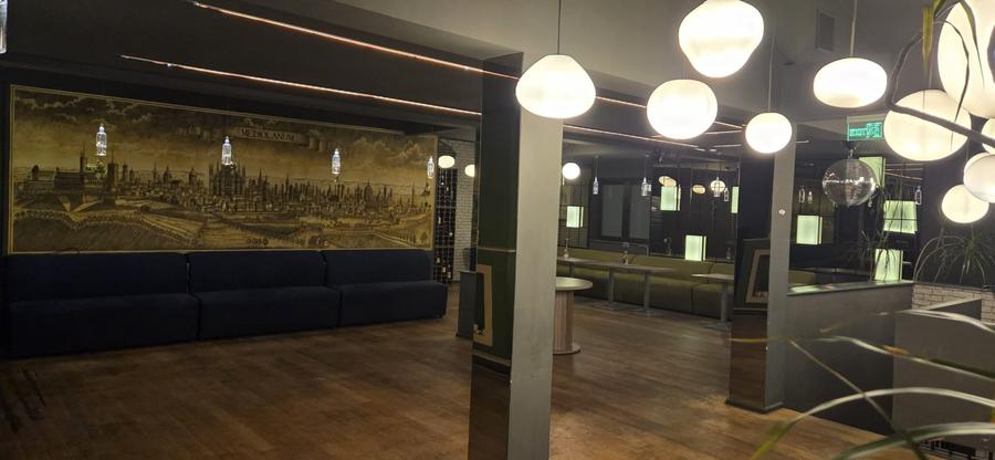 Un Simbol al Eleganței Urbane: Vilă Distinsă pe Strada Maria Rosetti - 1