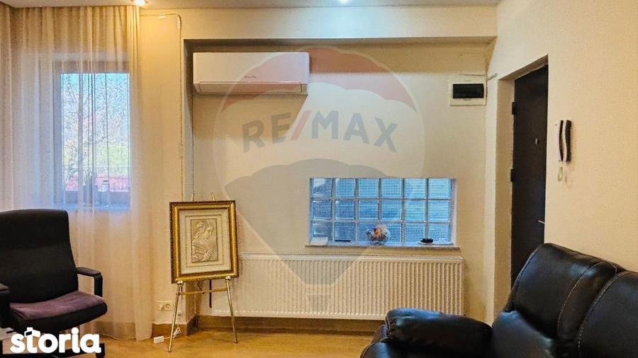 Apartament la parter, in vila, Lazu-de inchiriat- | 72.6 mp utili - 18