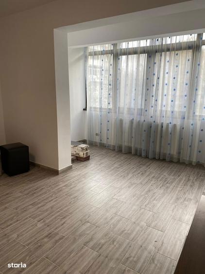 2 DECOMANDATE etajul 1, renovat, mobilat si utilat, Mioritei - 8