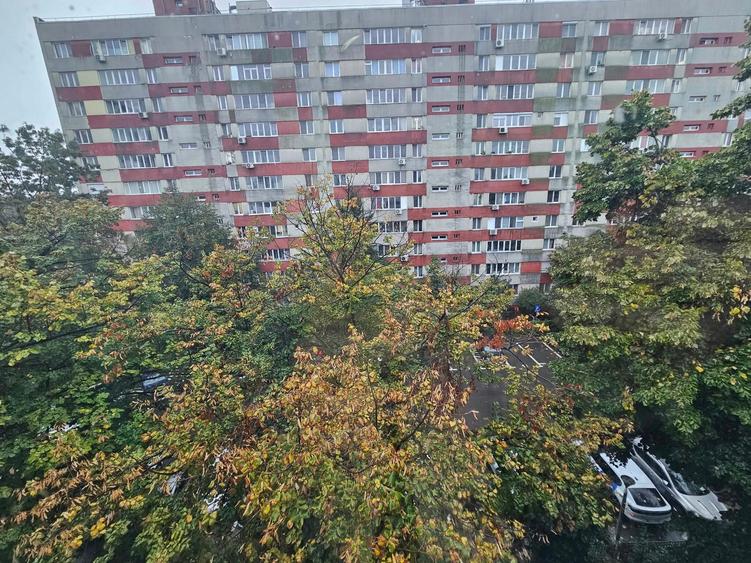 Apartament cu 3 camere în Antiaeriană