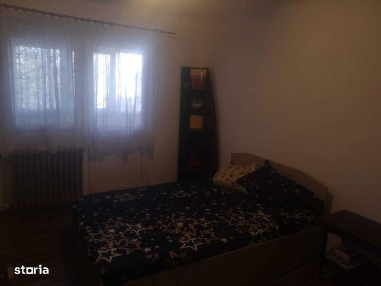 Garsonieră decomandată în Gării