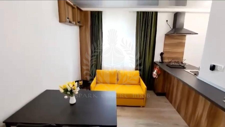 3 CAMERE //DEMOCRATIEI // 2 BAI // BALCON - 12