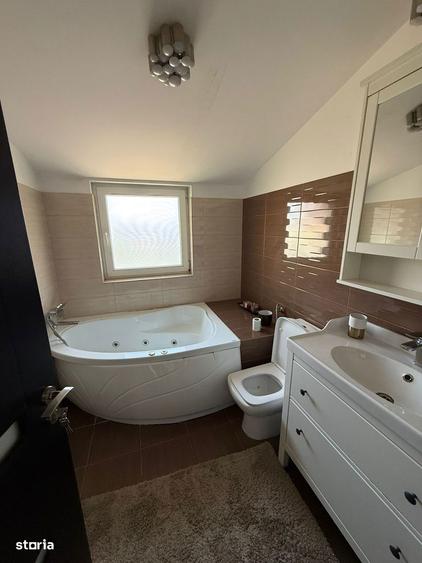 Casa gata de mutat cu teren 500 mp, langa A0, A1 , Bacu , Joita. - 4