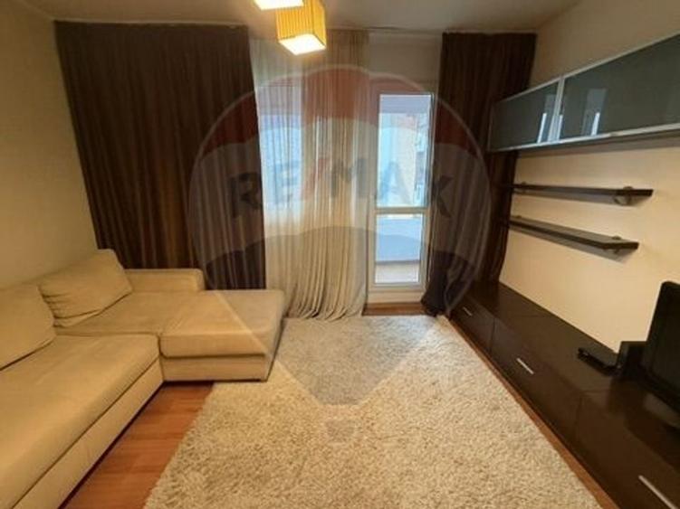 VANZARE Apartament cu 2 camere in zona Favorit / Drumul Taberei - 3