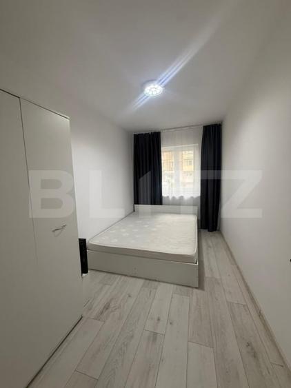 Apartament cu 2 camere, decomandat, zona 9 Mai - 4